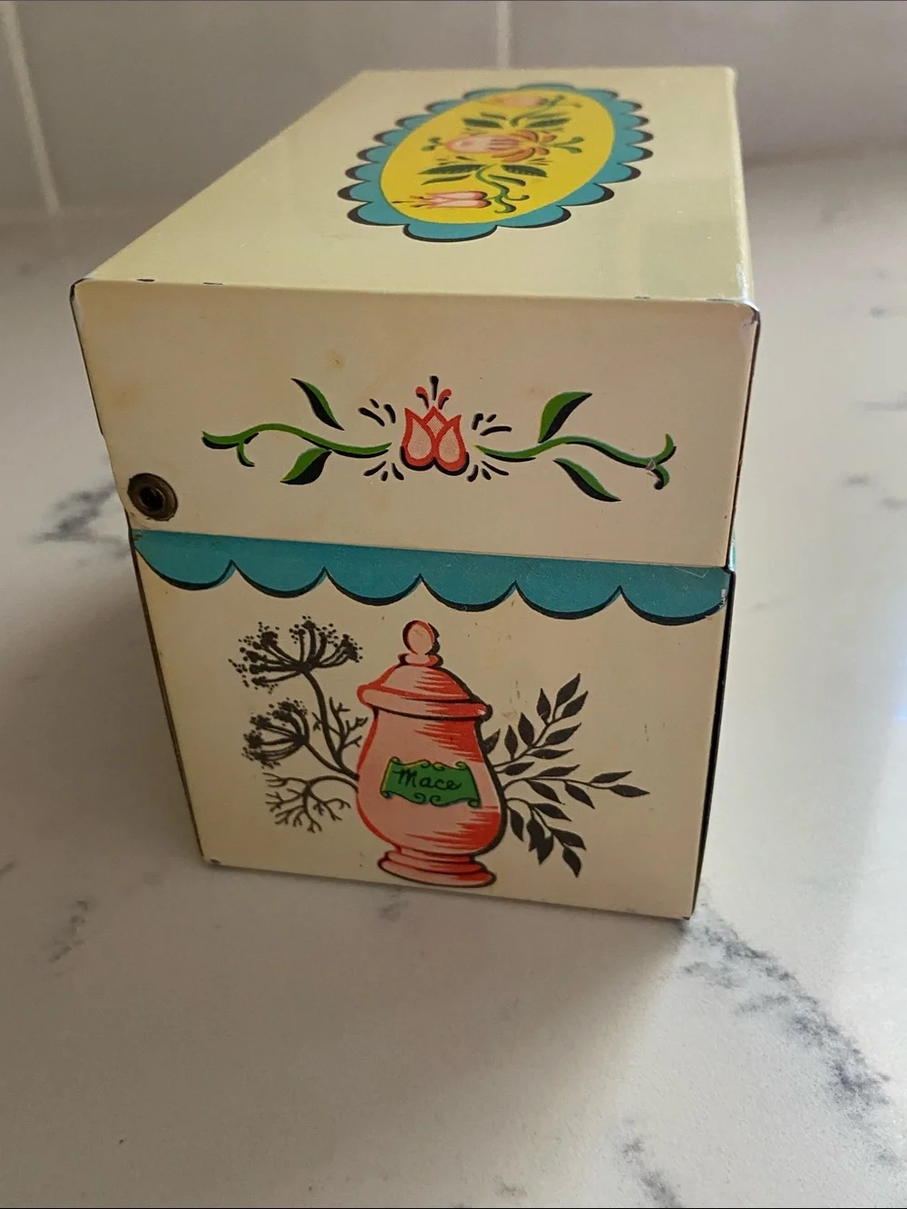 Vintage Chein Recipe Box Tin Recipe Card Box 1964 Pillsbury Booklet